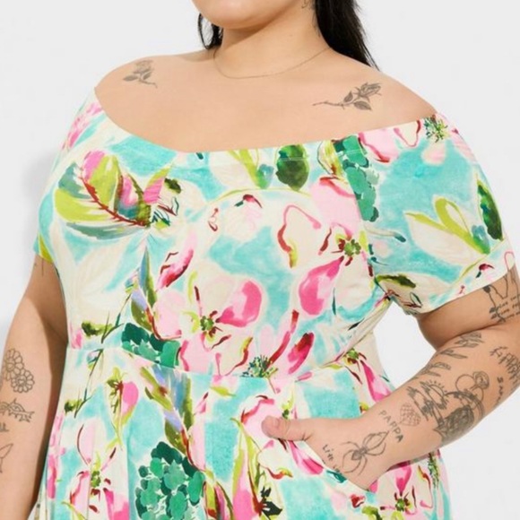 🆕 Floral Supersoft Off Shoulder Skater Dress 1 1X 14 16 NWT Torrid New! - Picture 4 of 6
